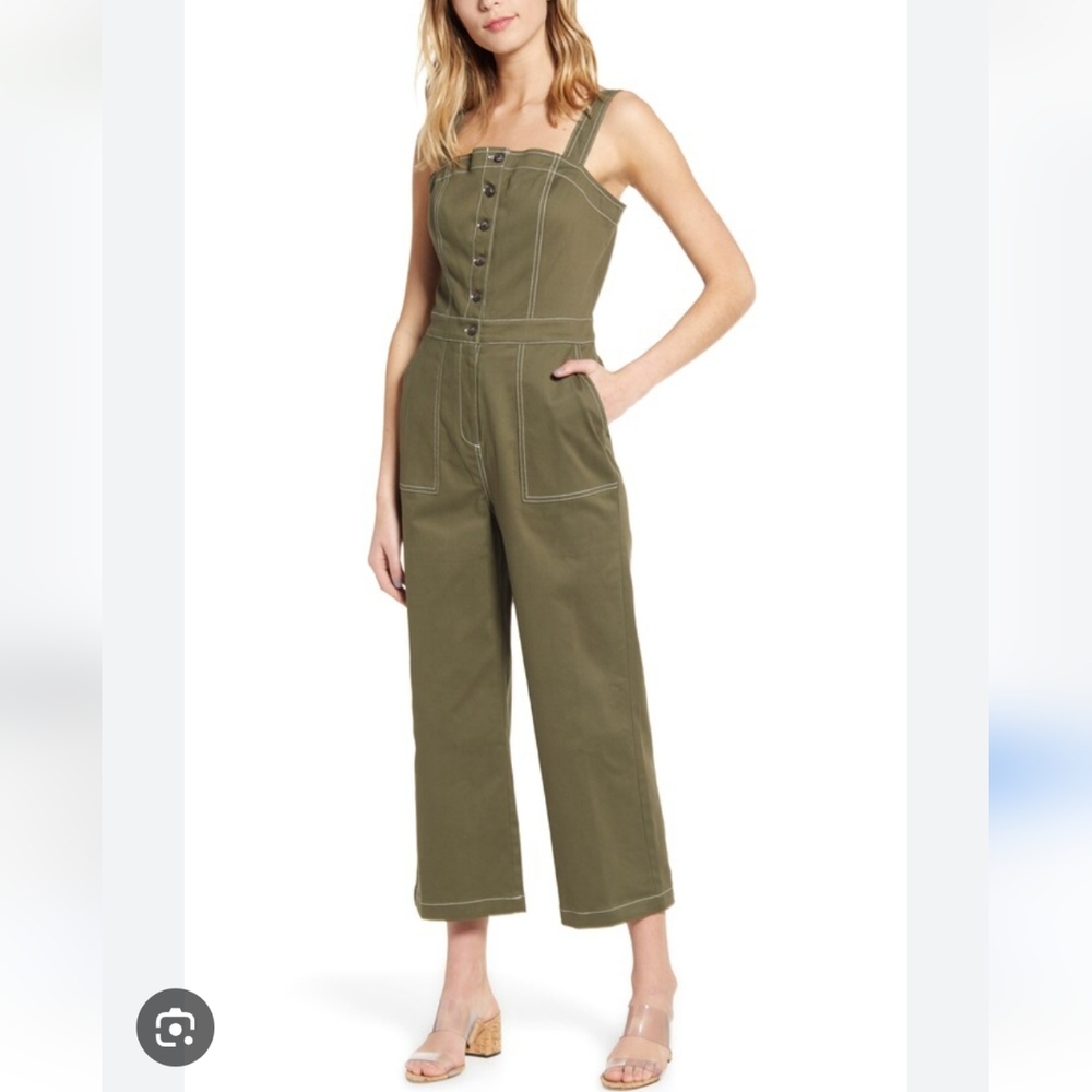 NWOT, Chelsea 28 Stitch Detail Cropped Jumpsuit